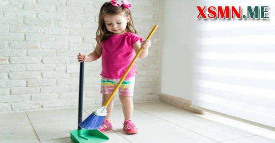 Mơ cầm chổi quét nhà