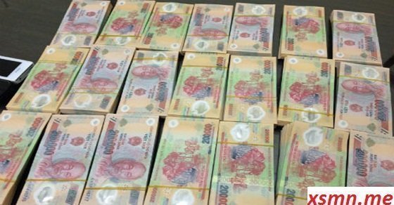 Mơ thấy tiền giả